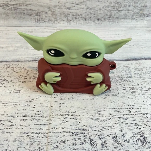 Baby Yoda Apple Airpods Pro Case Cover